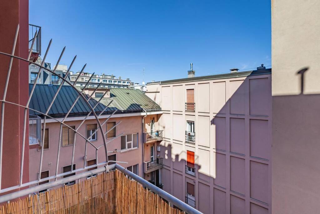 Appartamento Chicco In Zona Elegante, Milan